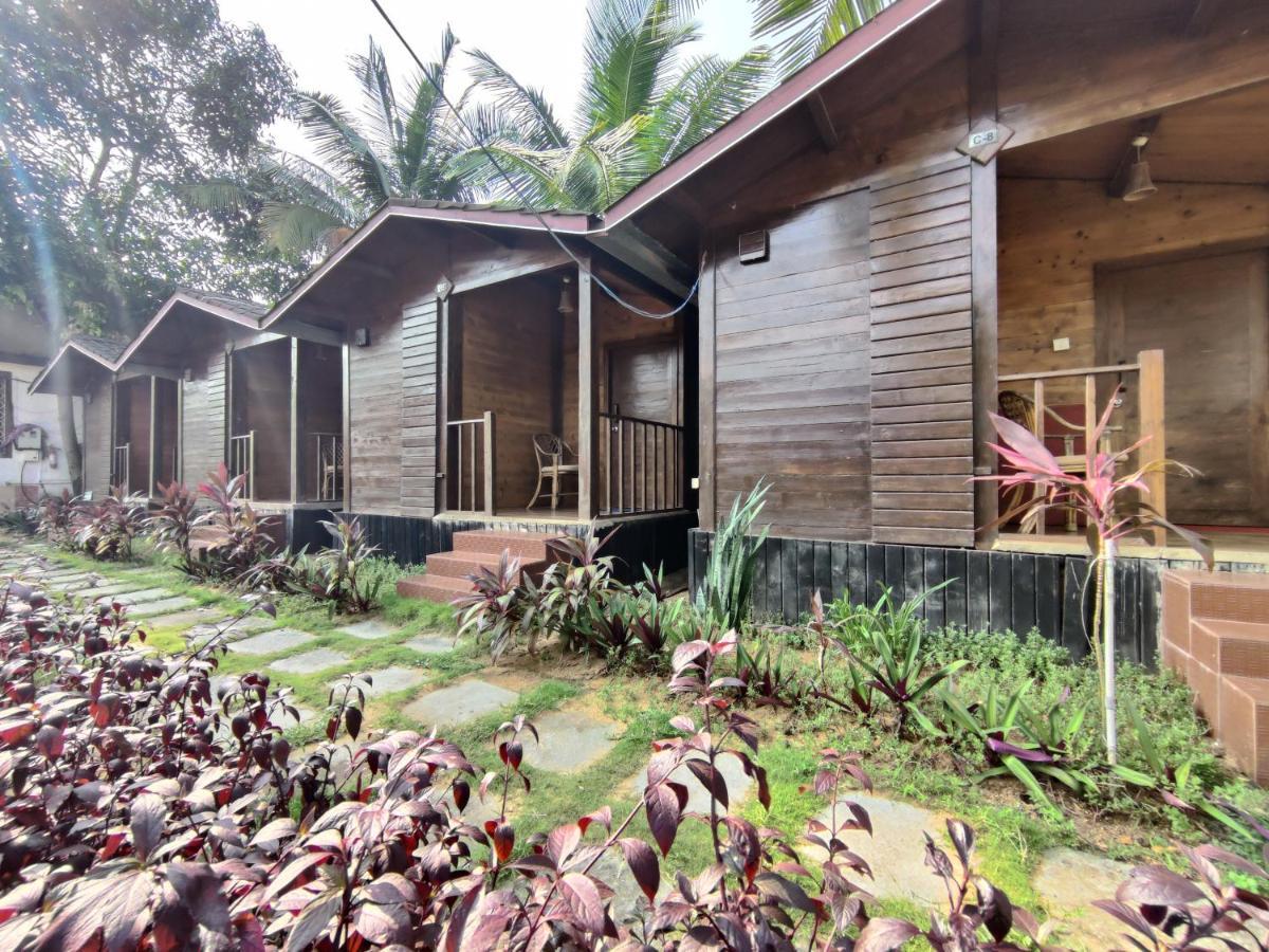 Beach Cottages - Pousada Donaciana Baga Buitenkant foto