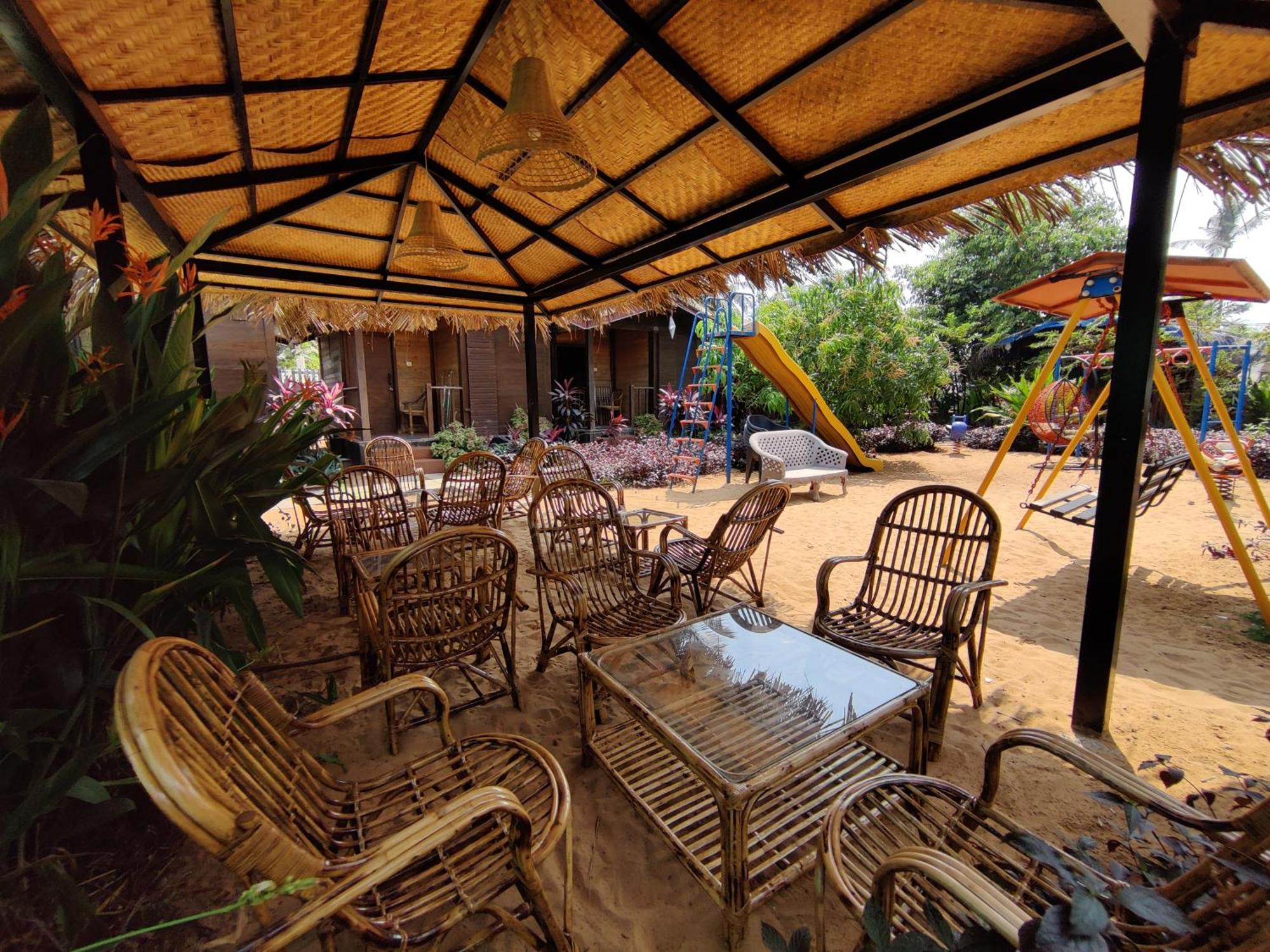 Beach Cottages - Pousada Donaciana Baga Buitenkant foto